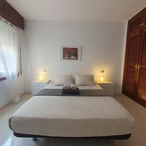  Apartment Alquilaencanarias Junto A La Playa